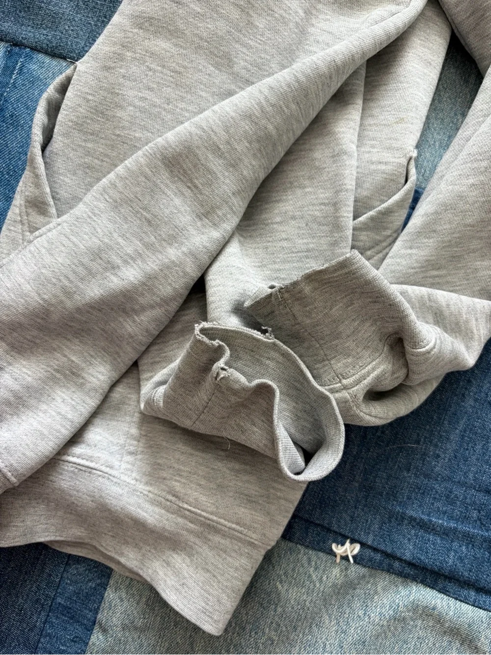 2000s adidas university of denver grey hoodie sweatshirt collegiate logo size M